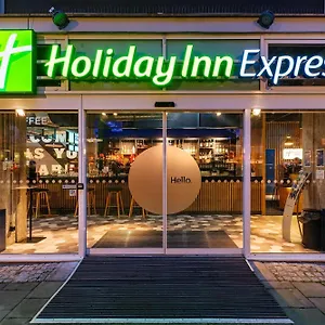 Holiday Express Zentrum, An Ihg Hotel